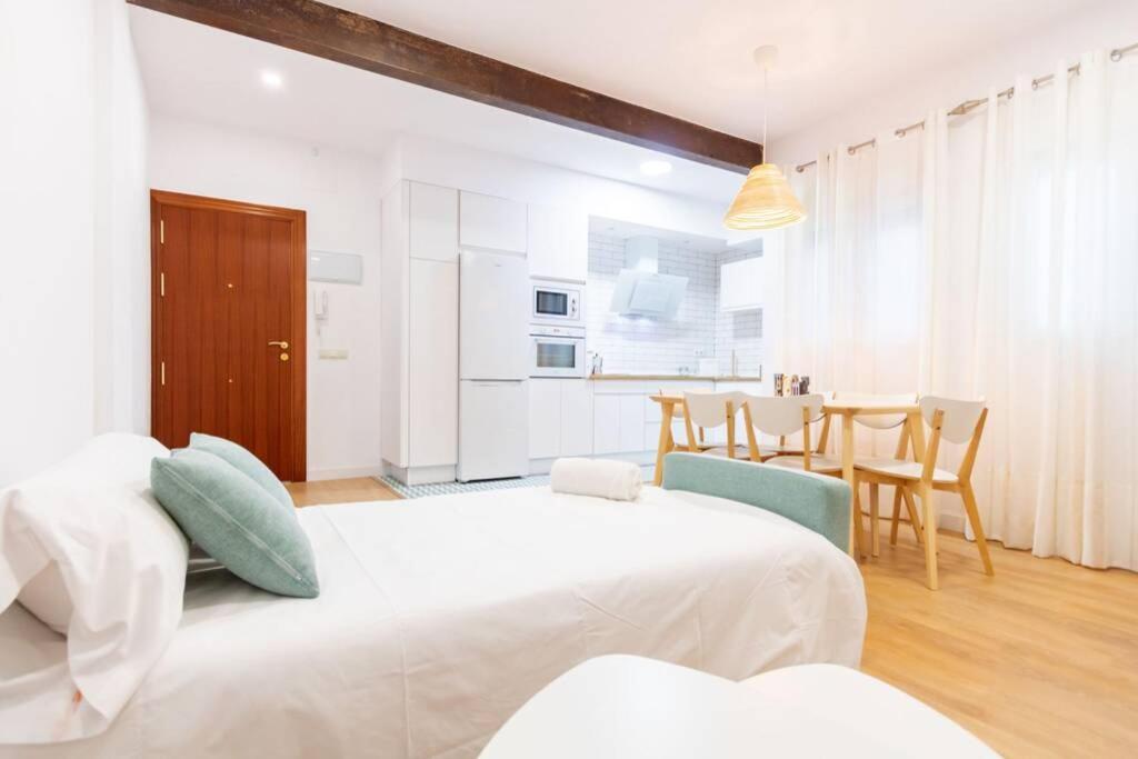 Apartament Darsena Riverside By Valcambre Sewilla